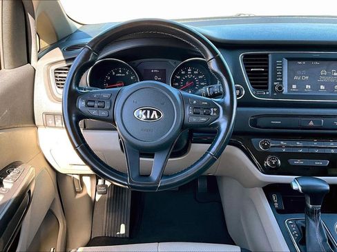 Certified 2020 Kia Sedona EX image 5