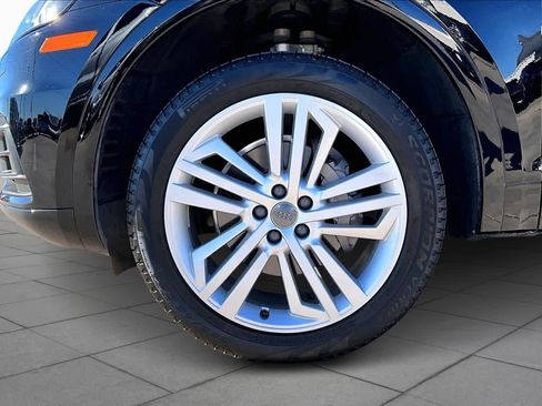 Used 2020 Audi Q5 Premium Plus image 11
