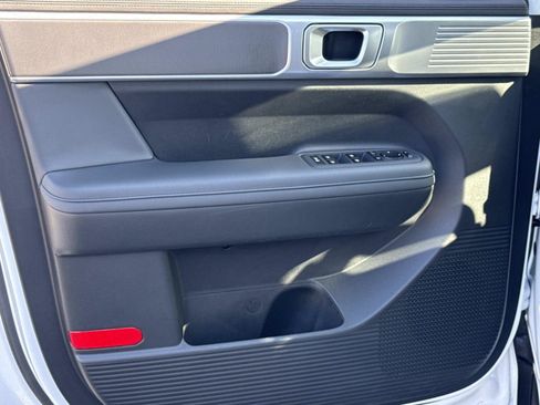 Certified 2025 Hyundai Santa Fe SEL AWD/4WD image 18