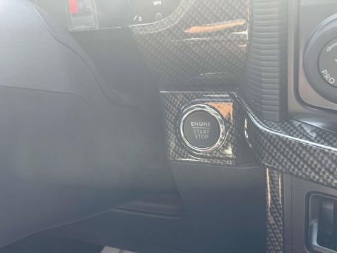 New 2025 Ford F150 Lariat w/ Equipment Group 502A High image 19