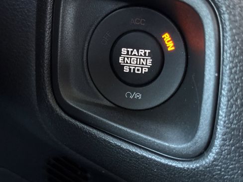 New 2026 Jeep Gladiator Sport image 20