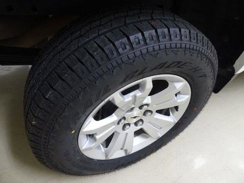 Used 2022 Chevrolet Colorado LT image 7