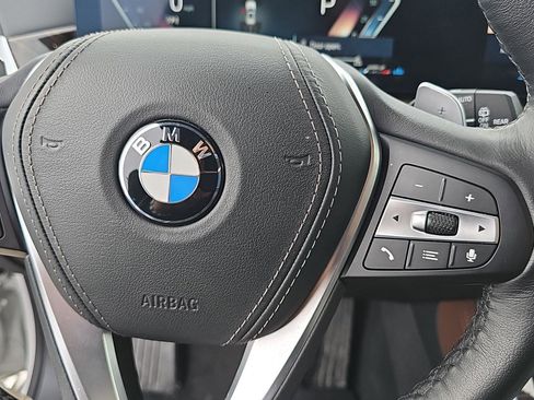 Used 2026 BMW X5 xDrive40i image 16