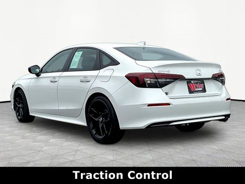 Used 2025 Honda Civic Sport image 4