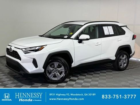Used 2024 Toyota RAV4 XLE FWD image 1