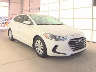 Used 2018 Hyundai Elantra SE