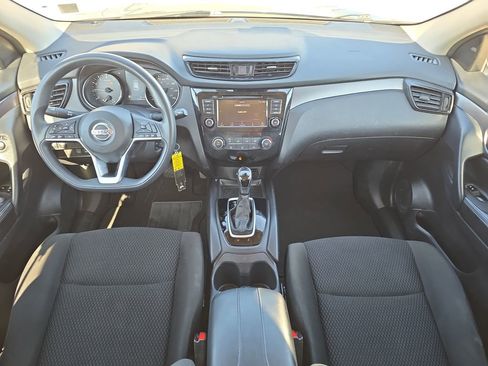 Used 2022 Nissan Rogue Sport S FWD image 9