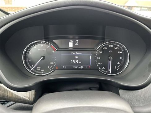 Used 2020 Cadillac XT4 Premium Luxury image 38