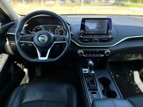 Used 2019 Nissan Altima 2.5 SR AWD/4WD image 13