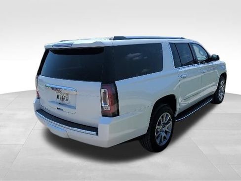 Used 2018 GMC Yukon XL Denali w/ Open Road Package AWD/4WD image 3