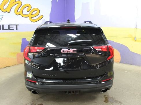 Used 2019 GMC Terrain SLE w/ GMC Pro Grade Package AWD/4WD image 7