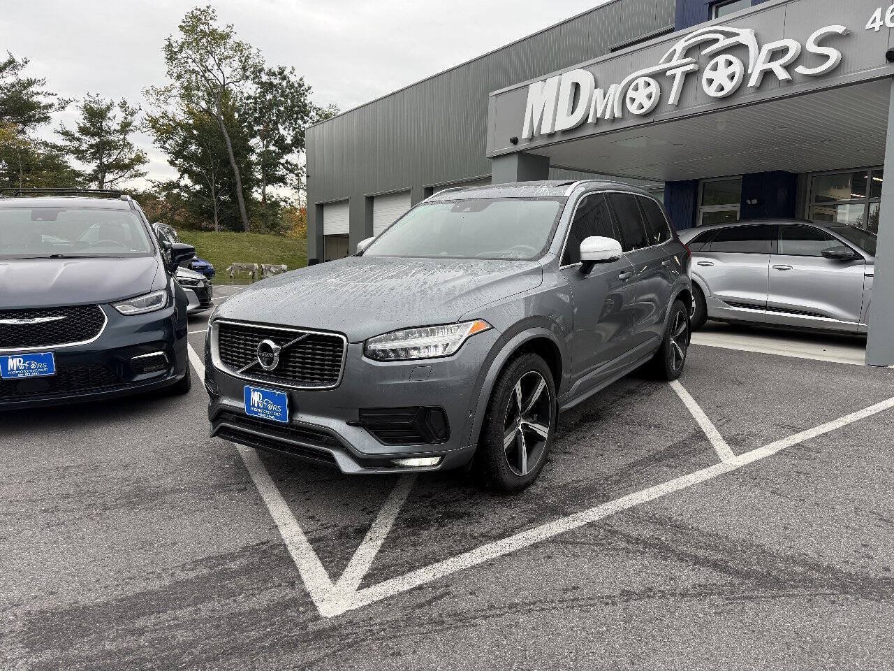 Used 2019 Volvo XC90 T6 R-Design w/ Advanced Package AWD/4WD image 3