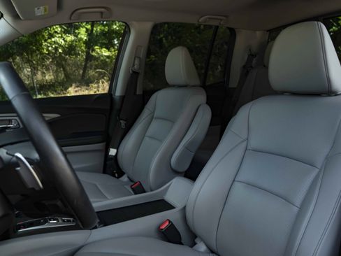 Used 2023 Honda Ridgeline RTL-E image 17