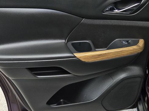 Used 2017 GMC Acadia Denali w/ Technology Package image 13