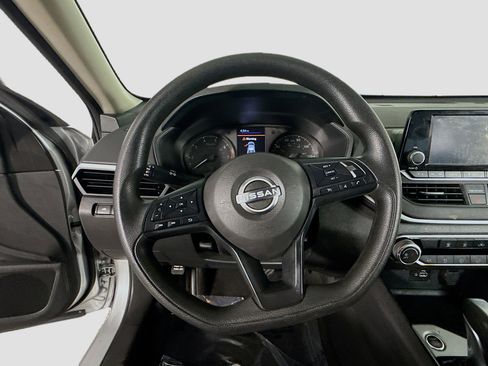 Used 2024 Nissan Altima 2.5 S image 13