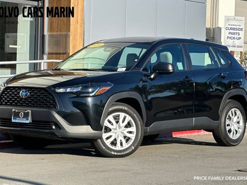 Used 2024 Toyota Corolla Cross L image 1