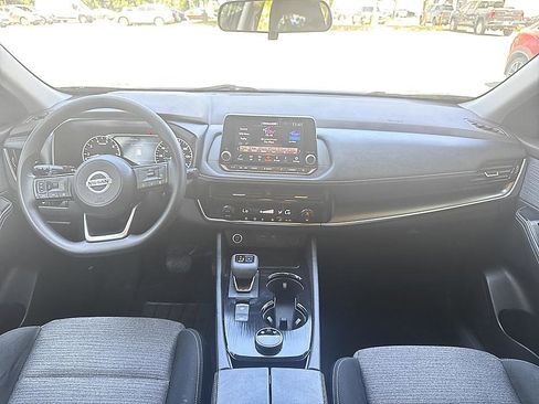 Used 2021 Nissan Rogue SV AWD/4WD image 18