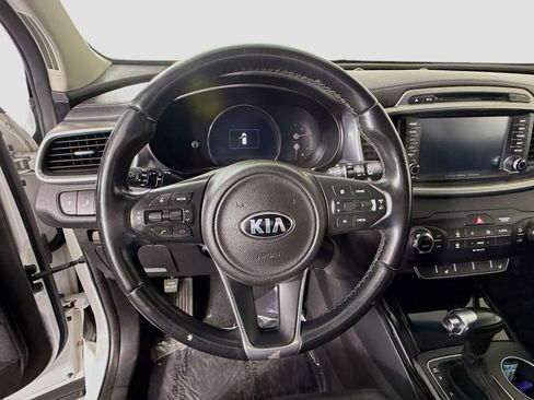 Used 2016 Kia Sorento SX image 13