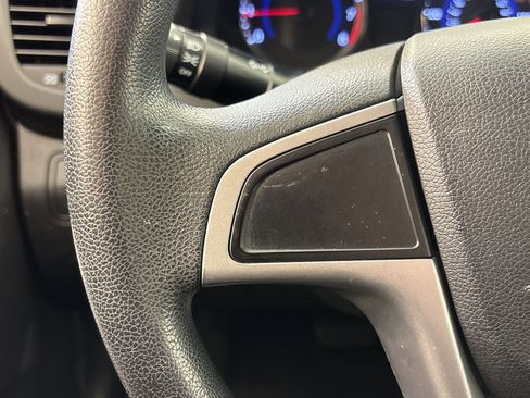 Used 2017 Hyundai Accent SE FWD image 14