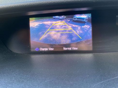 Used 2015 Honda CR-V LX image 25