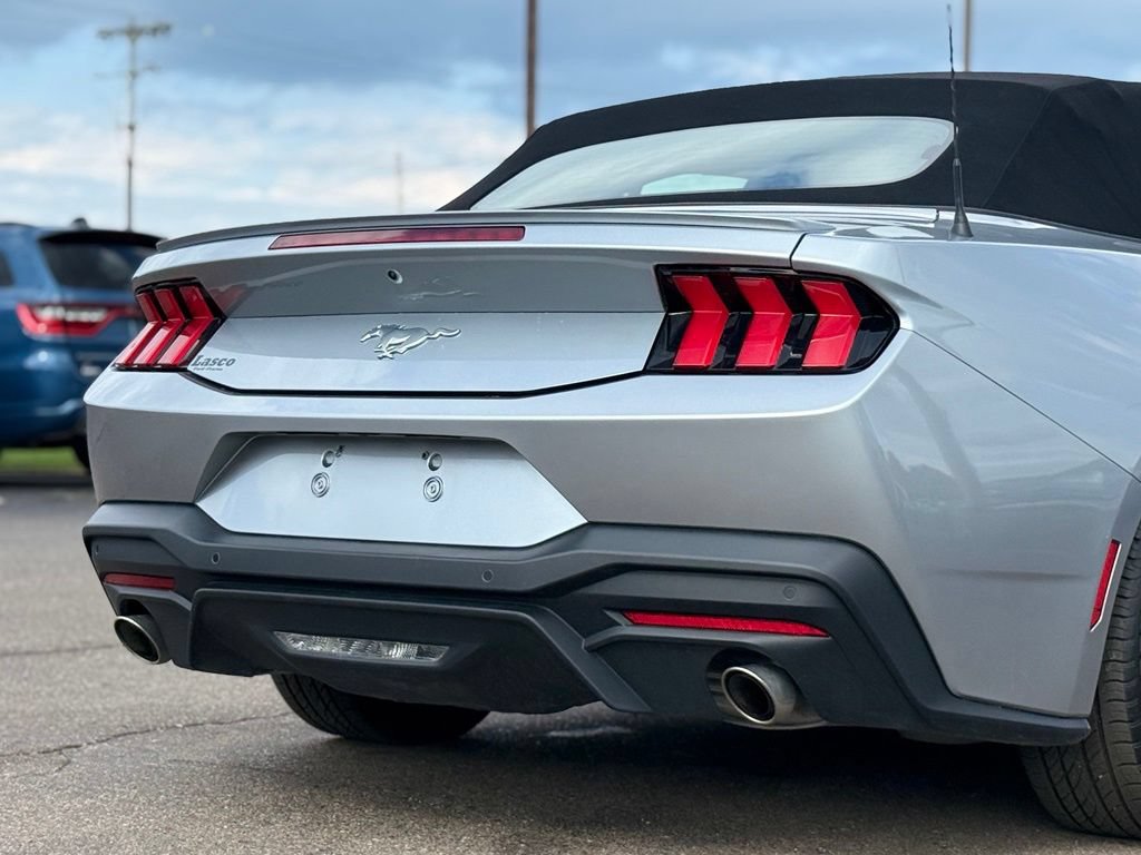 Certified 2025 Ford Mustang Premium RWD image 34