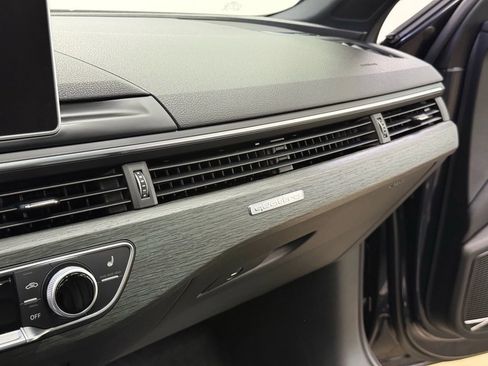 Used 2017 Audi A4 2.0T Premium Plus image 19