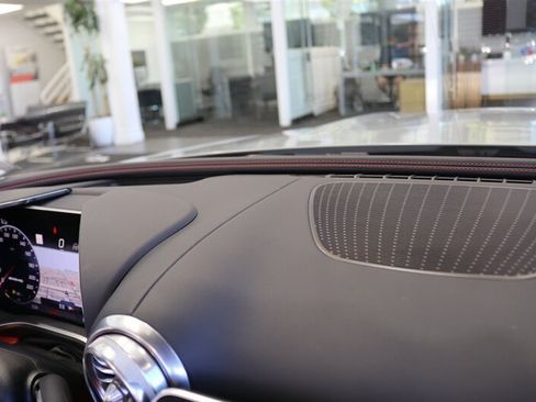Used 2023 Mercedes-Benz SL 63 AMG 4MATIC w/ Driver Assistance Package image 37