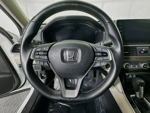Used 2022 Honda Accord EX-L image 15