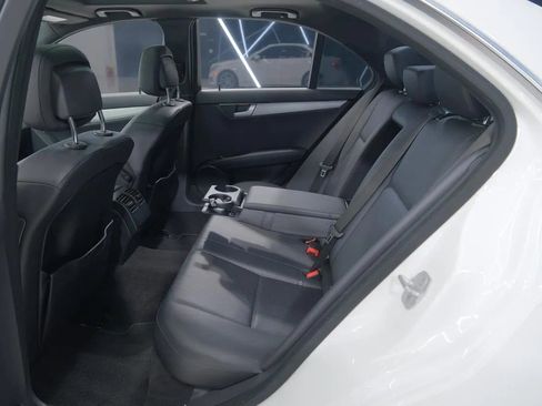 Used 2014 Mercedes-Benz C 250 Sedan image 22