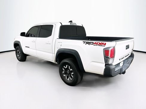 Used 2021 Toyota Tacoma TRD Off-Road w/ Technology Package AWD/4WD image 5