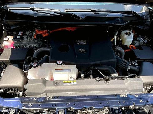 Used 2023 Toyota Tundra Platinum image 13