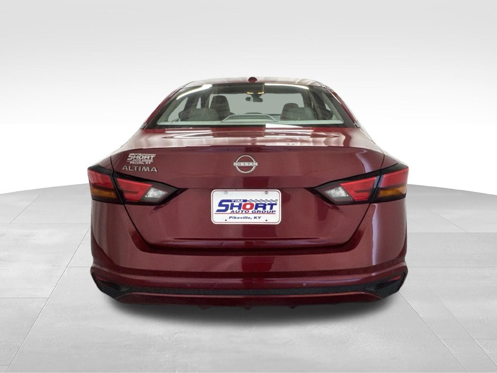 Used 2025 Nissan Altima 2.5 SV FWD image 8