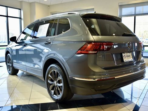 Used 2023 Volkswagen Tiguan SE image 4