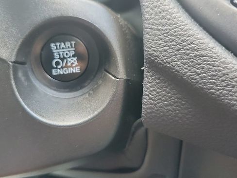 Used 2019 Jeep Compass Latitude w/ Popular Equipment Group AWD/4WD image 23