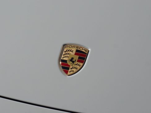 Certified 2023 Porsche 911 Targa 4 GTS AWD/4WD image 5