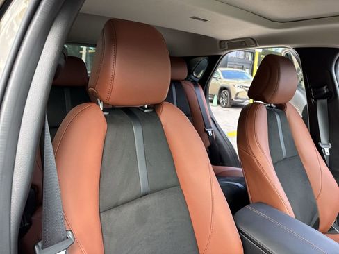 New 2024 MAZDA CX-30 Carbon image 47