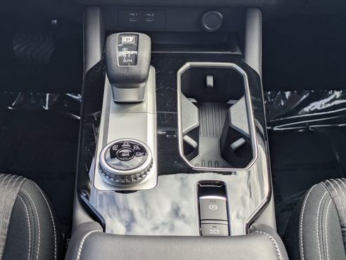 New 2026 Mitsubishi Outlander ES FWD image 16