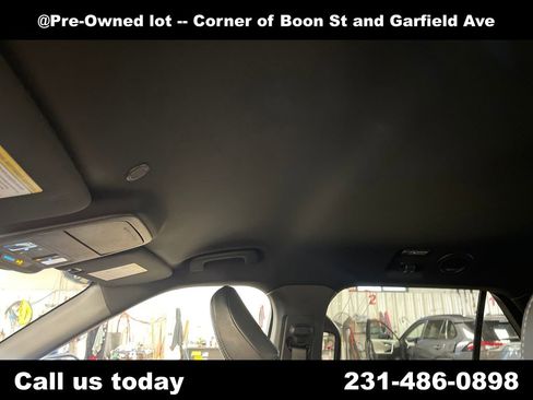 Used 2020 Ford Explorer XLT w/ Class III Trailer Tow Package AWD/4WD image 13