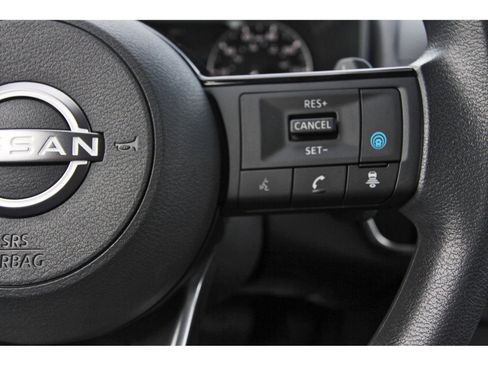 Certified 2023 Nissan Rogue SV FWD image 19