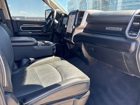 Used 2024 RAM 2500 Laramie image 14