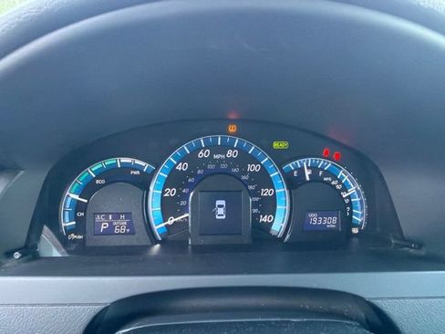 Used 2012 Toyota Camry LE FWD image 15