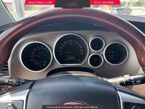 Used 2015 Toyota Sequoia Platinum image 11