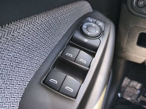 Used 2023 Chevrolet TrailBlazer LT FWD image 28