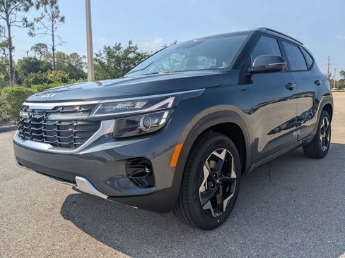 New 2026 Kia Seltos S FWD image 9