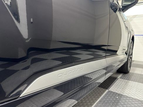 Used 2017 Audi Q7 3.0T Prestige AWD/4WD image 14