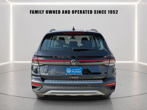 Certified 2025 Volkswagen Taos S AWD/4WD image 5