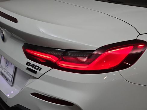Used 2022 BMW 840i xDrive Convertible AWD/4WD image 35