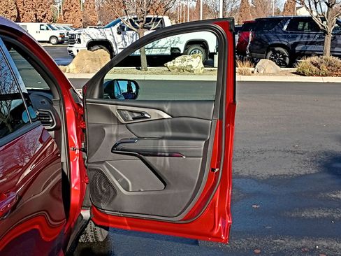 New 2026 Chevrolet Traverse LT w/ Midnight/Sport Edition image 21