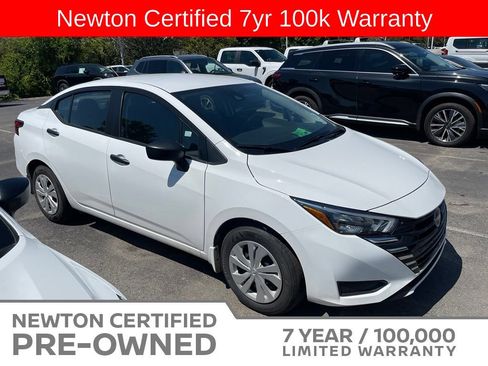 Used 2025 Nissan Versa S w/ Trunk Package FWD image 19