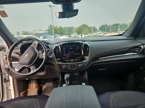Used 2023 Chevrolet Traverse LT w/ LT Premium Package AWD/4WD image 22